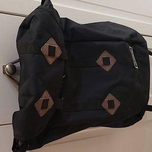 Dakine travel hiking backpacking bookbag